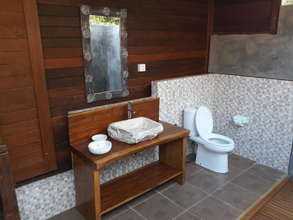The Akah Cottage - Chse Certified Nusa Lembongan  Exterior photo